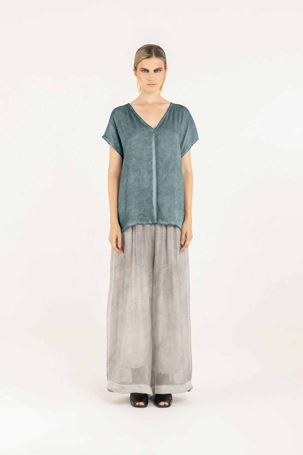 Sanctamuerte T-Shirt TShirt V-Ausschnitt Viskose-Satin