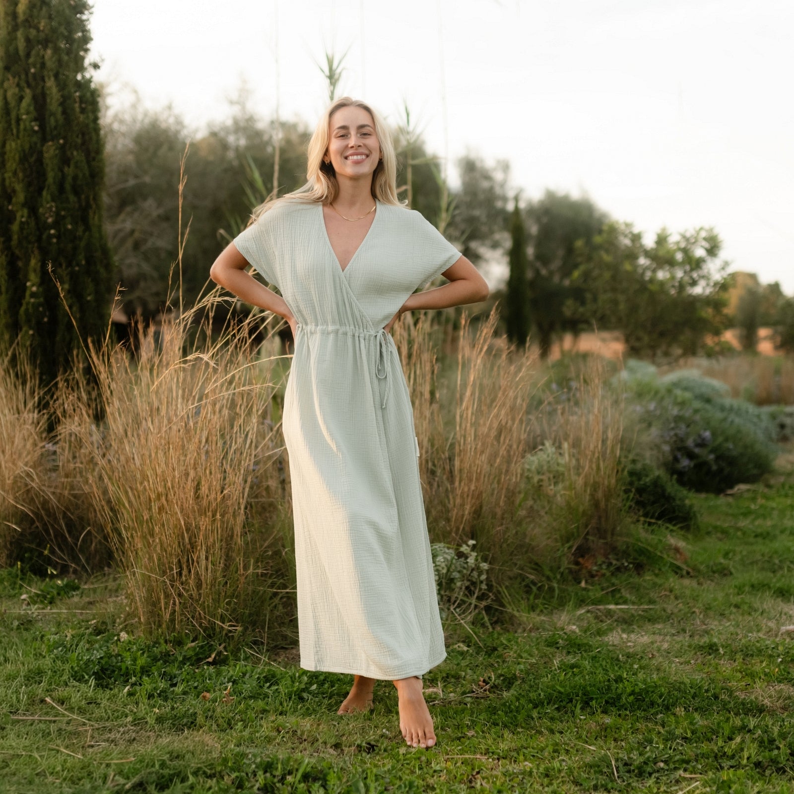 NORDLICHT Milva Musselin Midi Wickelkleid grün Bio-Baumwolle