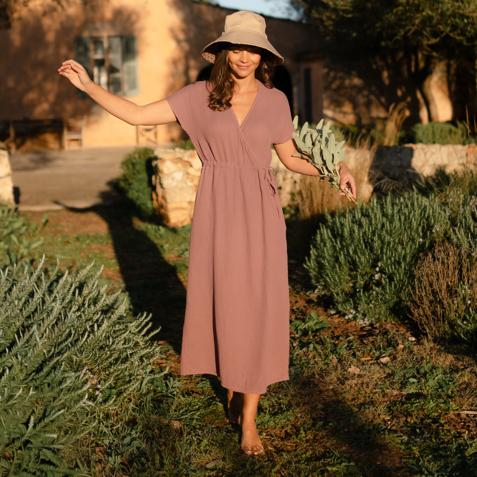 NORDLICHT Milva Musselin Midi Wickelkleid Rosa