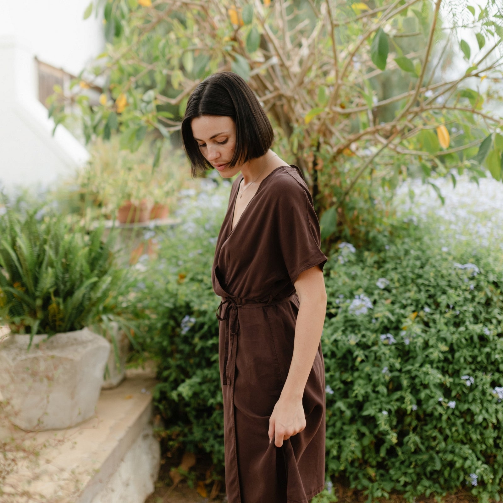 Nordlicht Tilda Wickelkleid braun Tencel Rückenausschnitt