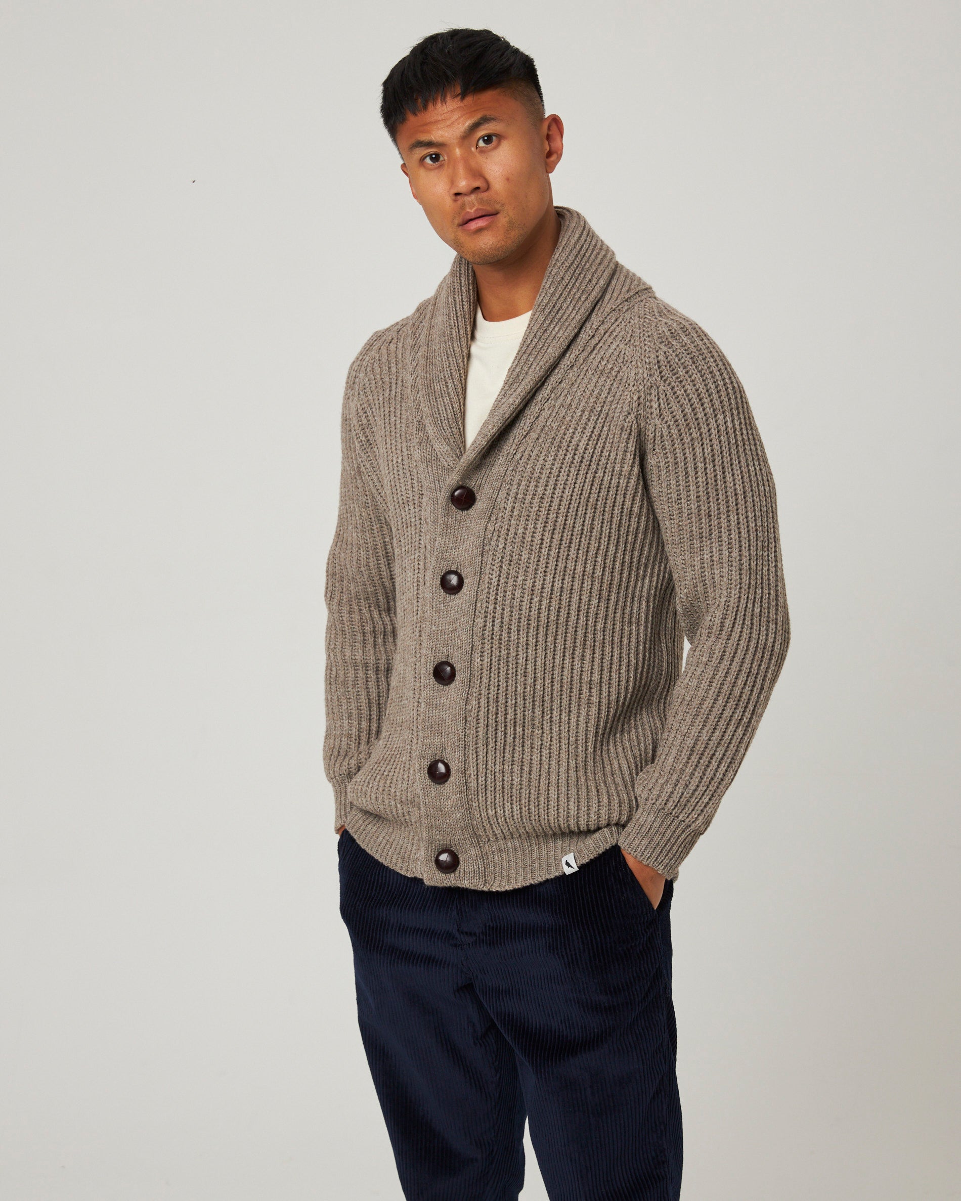 Peregrine Wilkinson Cardigan Merino Olive M