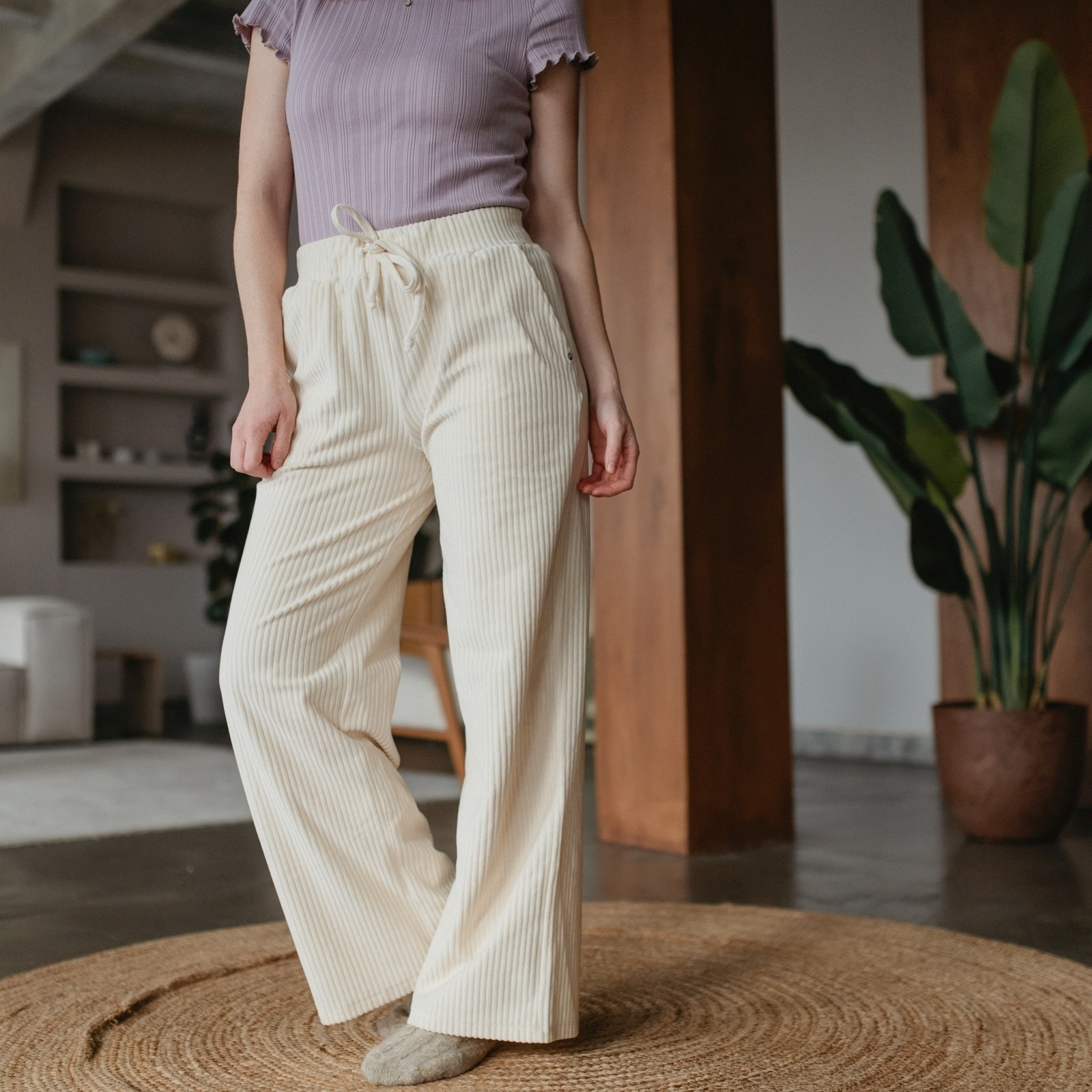 NORDLICHT Lana Cord Sweathose Damen Bio-Baumwolle