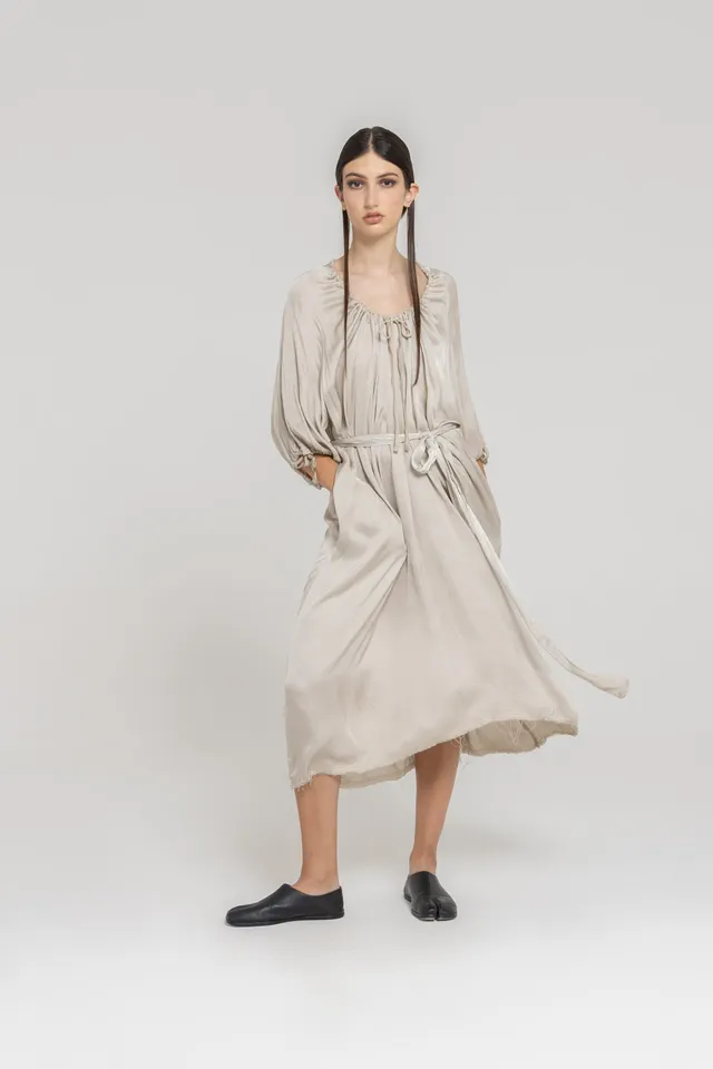 Sanctamuerte Maxi Abito Kleid Viskose-Satin mit Taschen