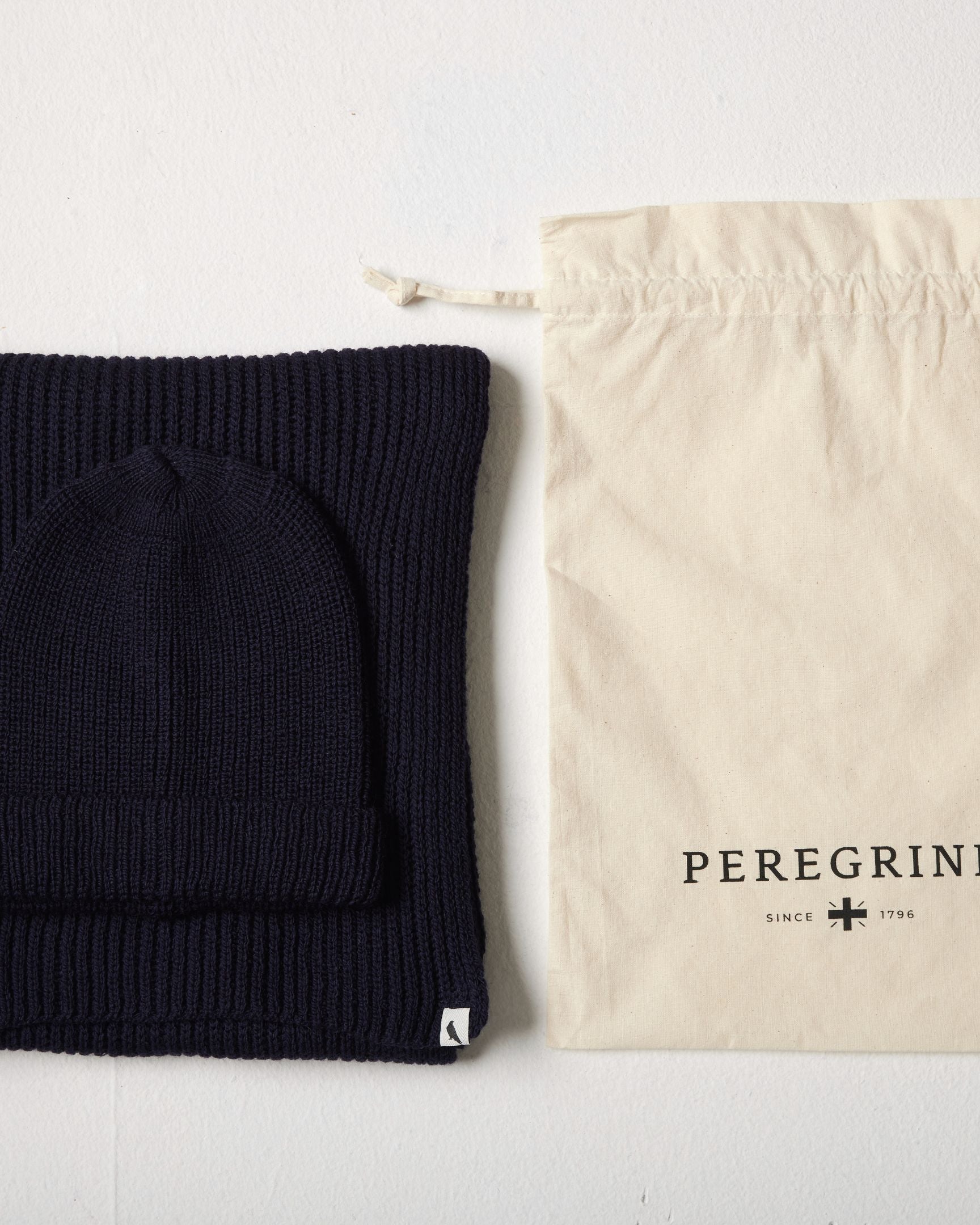 Peregrine Porter Mütze & Schal Set Navy Wolle