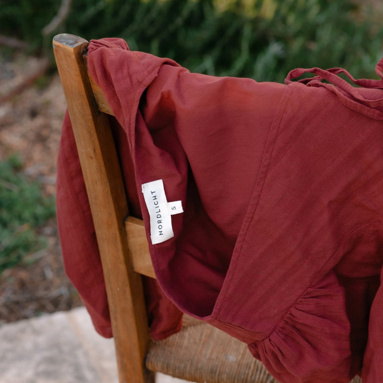 NORDLICHT Kaja Jacquardkleid Rot Bio-Baumwolle