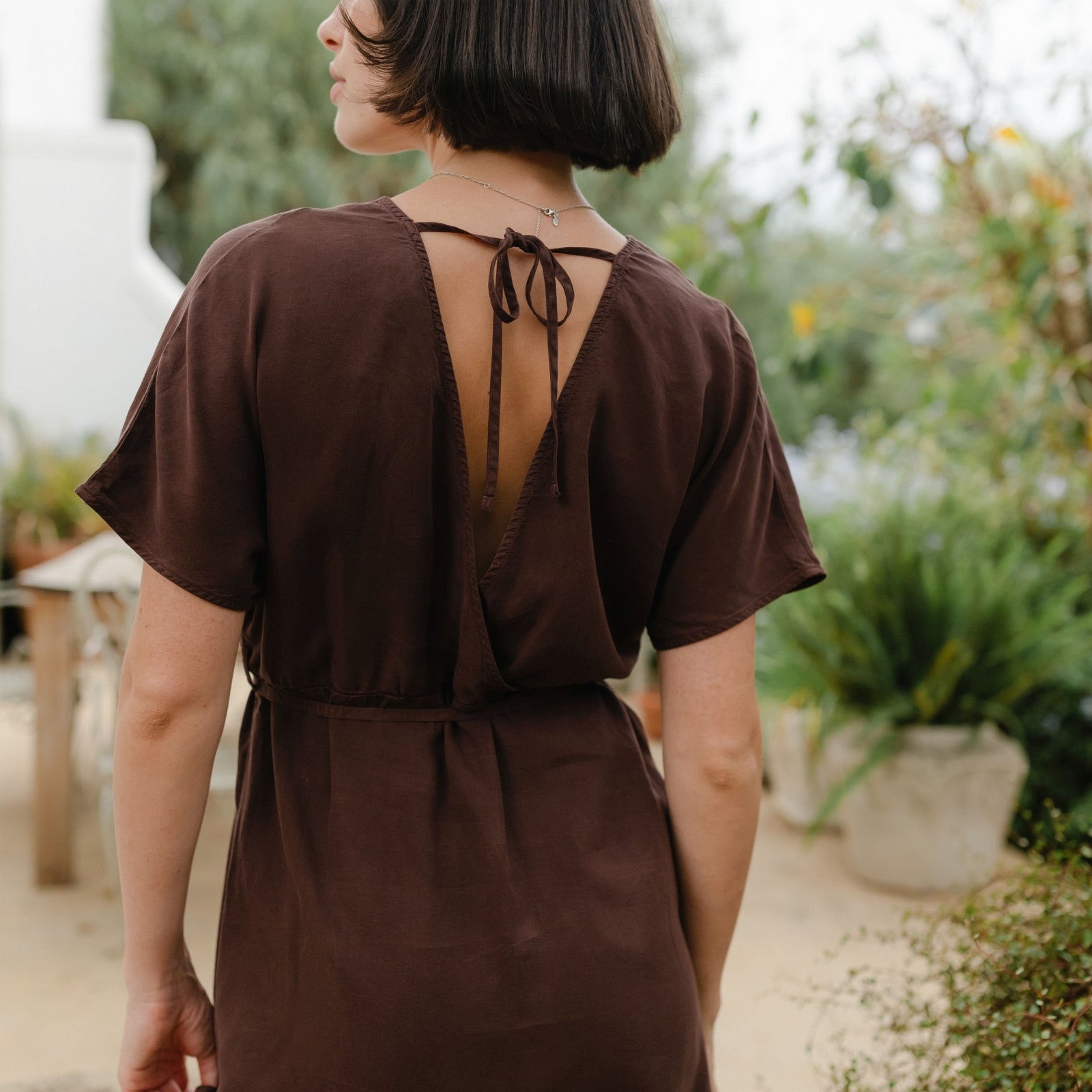 Nordlicht Tilda Wickelkleid braun Tencel Rückenausschnitt