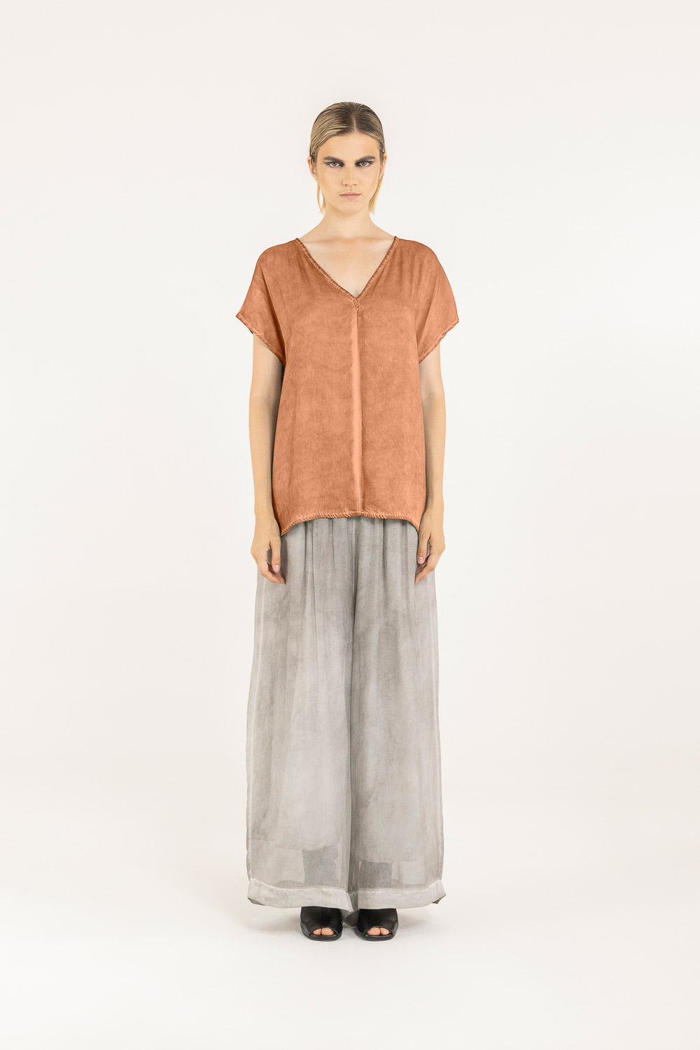 Sanctamuerte T-Shirt TShirt V-Ausschnitt Viskose-Satin
