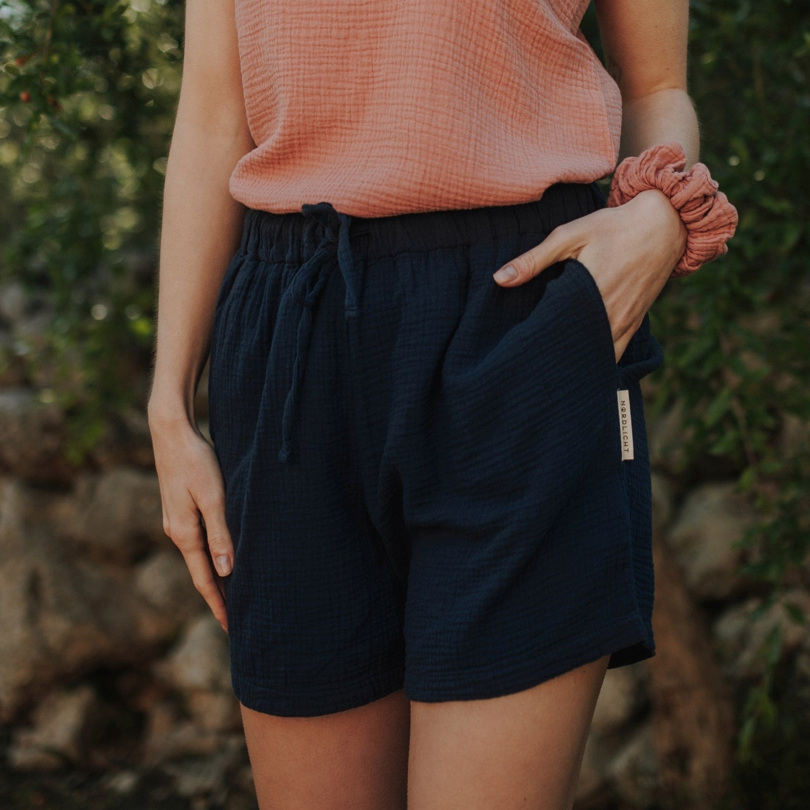 Nordlicht Leja Musselin Shorts Marineblau M Bio-Baumwolle