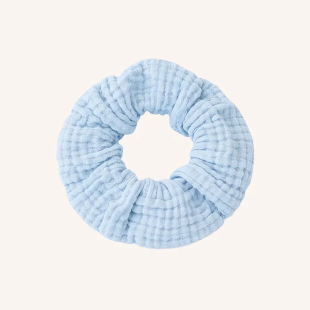 Nordlicht Musselin Scrunchie Haargummi Hellblau Bio-Baumwolle