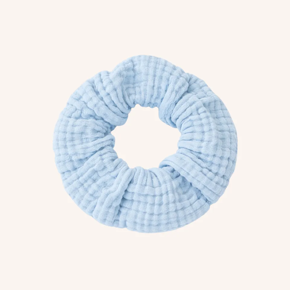 Nordlicht Musselin Scrunchie Haargummi Hellblau Bio-Baumwolle