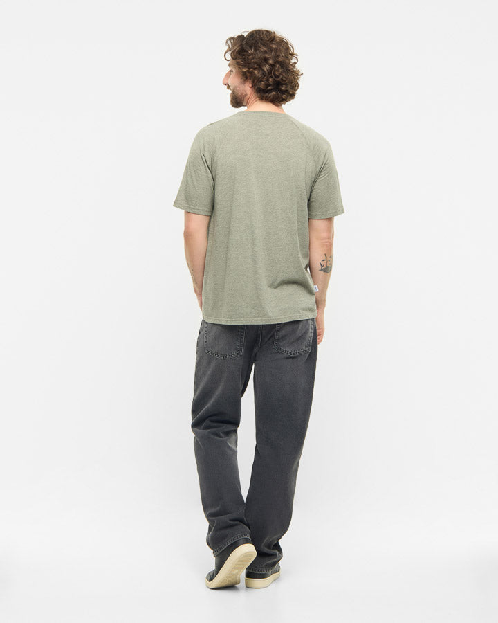 NIKIN TreeShirt Raglan Relaxed T-Shirt Cool Matcha Mel Kaffee