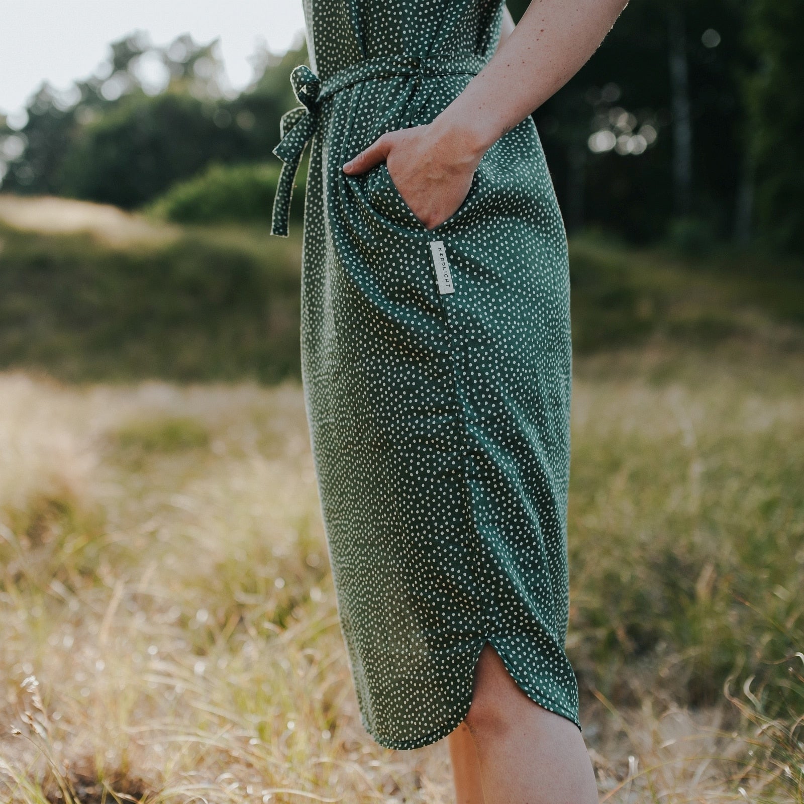 NORDLICHT Elin Kleid mit Punkten Ecovero Sommerkleid