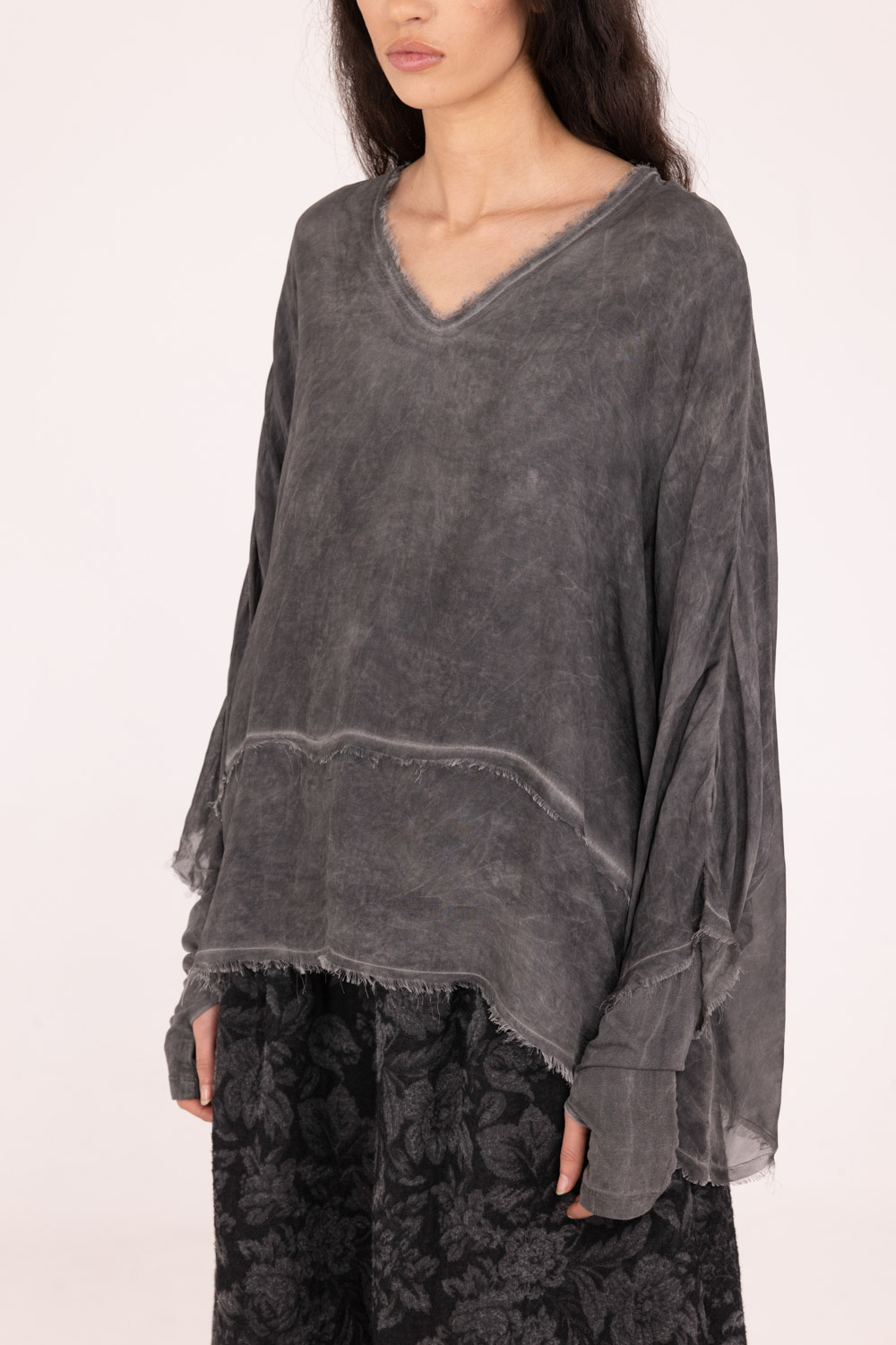 Sanctamuerte T-Shirt Scollo V Shirt Viskose-Seide Langarm