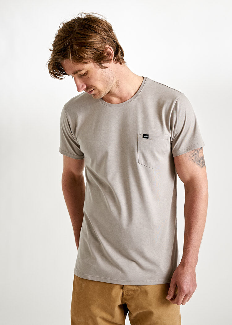 Wijld Alex Pocket Moon Rock T-Shirt Brusttasche Holz