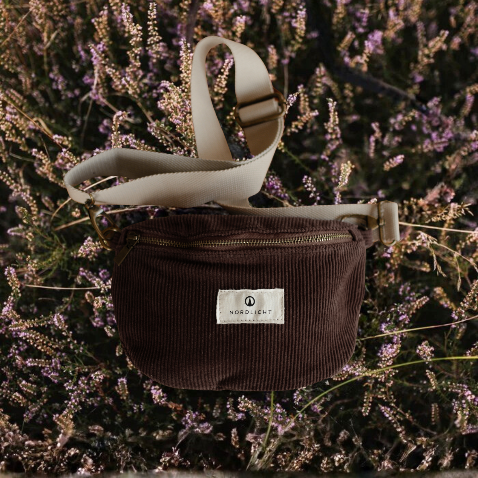NORDLICHT Tomma Bauchtasche Cord Braun Bio-Baumwolle