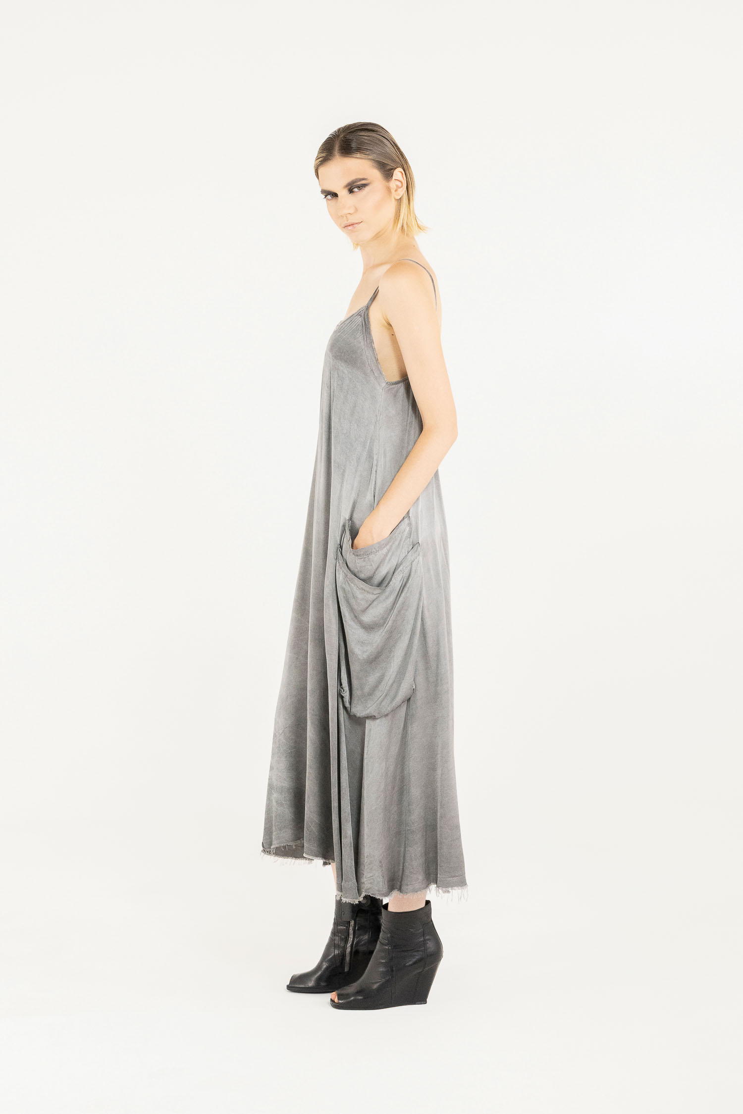 Sanctamuerte Abiti Sottoveste Kleid Viskosesatin Cargo