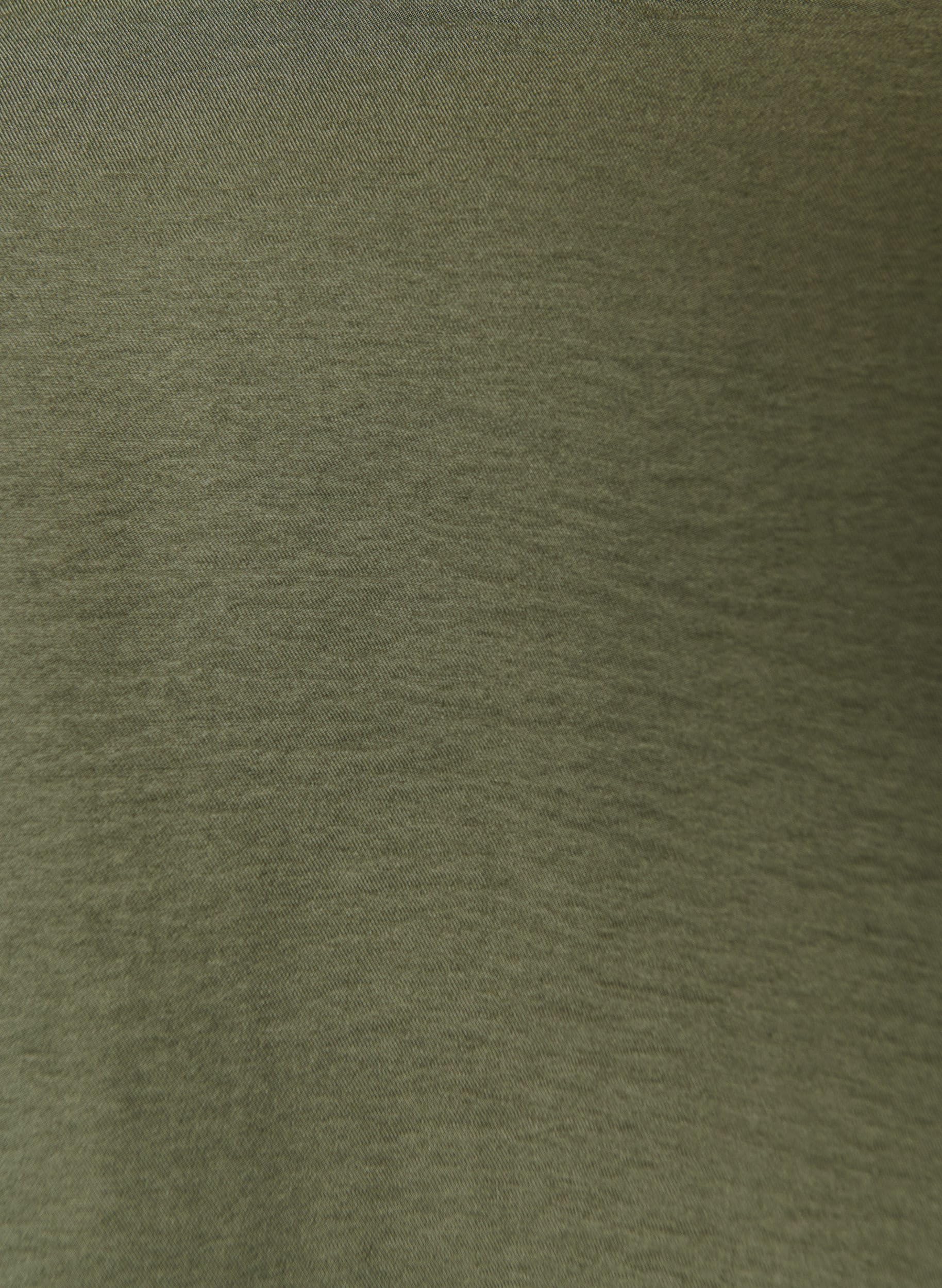 Zizzi Tunika V-Neck Puffärmel T-Shirt Große Größen Viskose