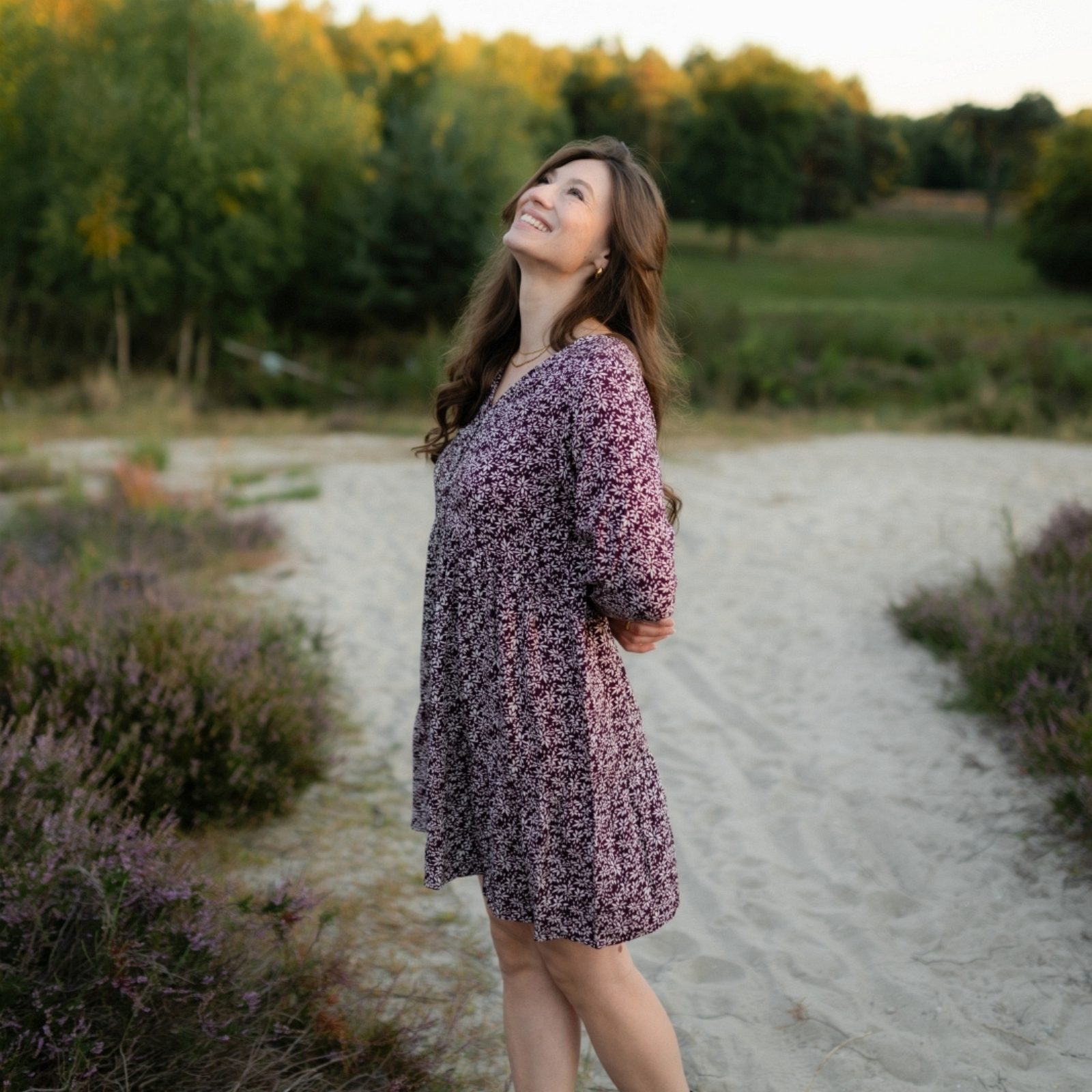 NORDLICHT Ami Kleid Cherry Rot Blumen Ecovero