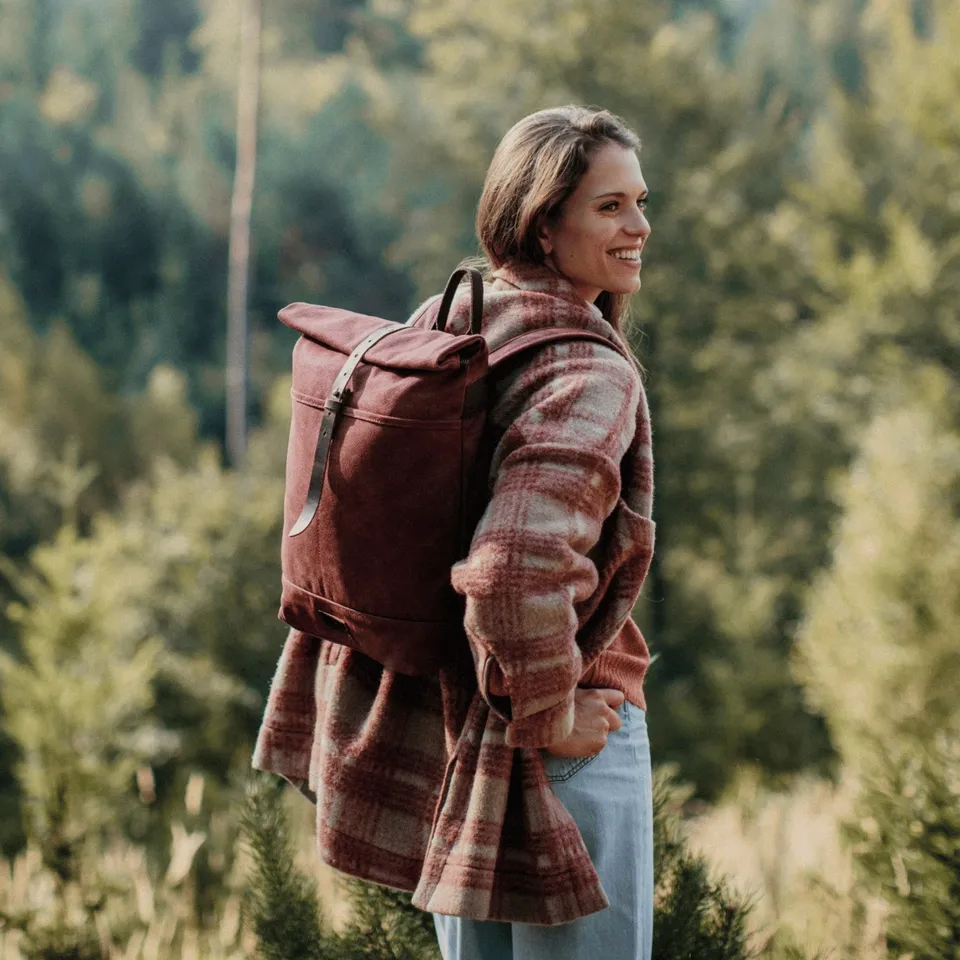NORDLICHT Tamo Rucksack Bordeaux Rot Rolltop Leder