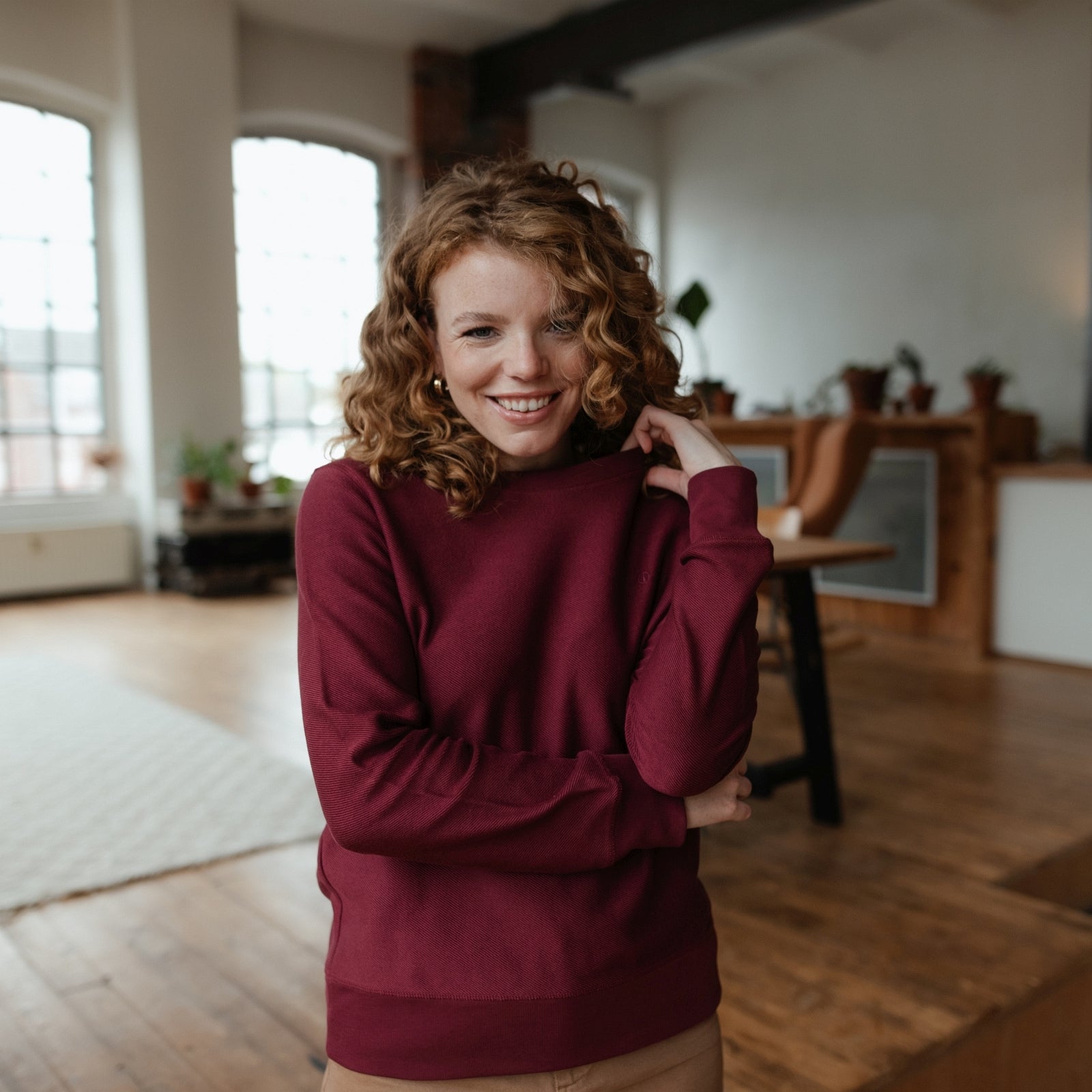 NORDLICHT Sanna Sweater Rot M Bio-Baumwolle Struktur