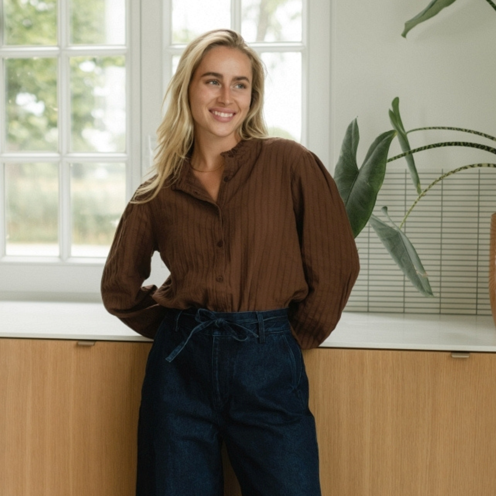 NORDLICHT Hilja Rüschen Musselin Bluse Braun Bio-Baumwolle