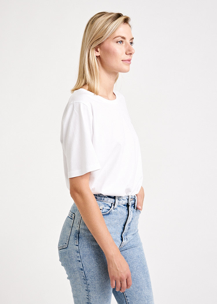 Wijld Tilda T-Shirt Damen Bright White Longer Sleeve Lyocell