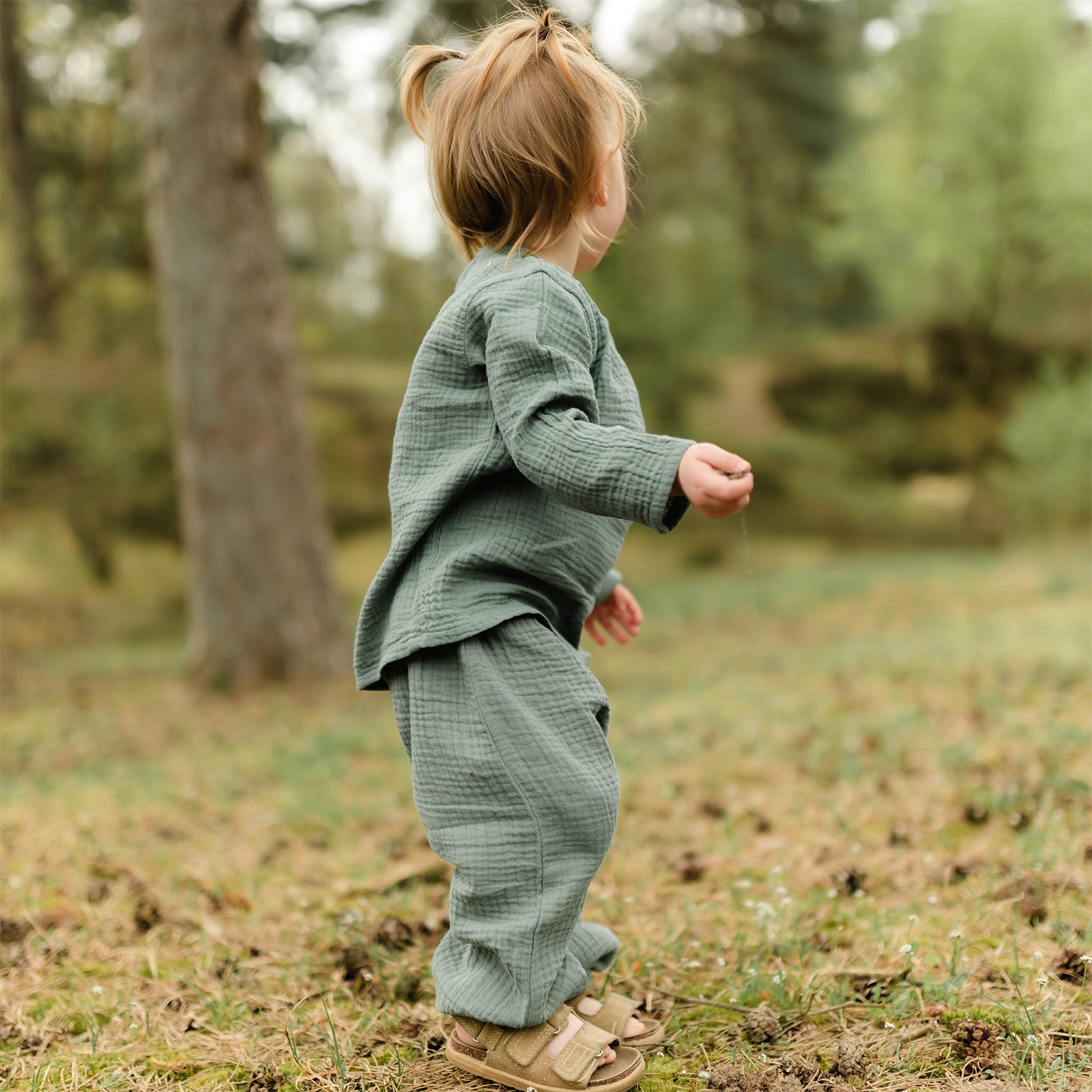 NORDLICHT Leja Kinder Musselin Hose Grün Bio-Baumwolle