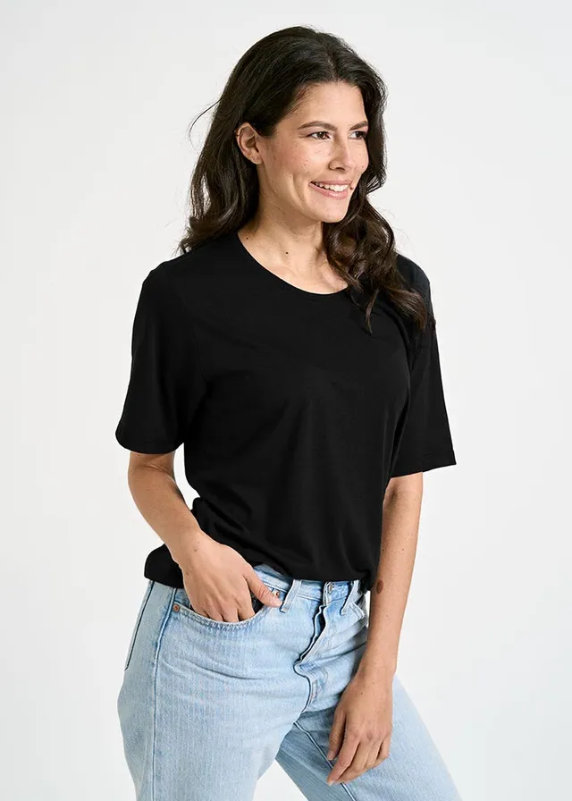 Wijld Tilda Black WoodShirt Damen Lyocell Basic
