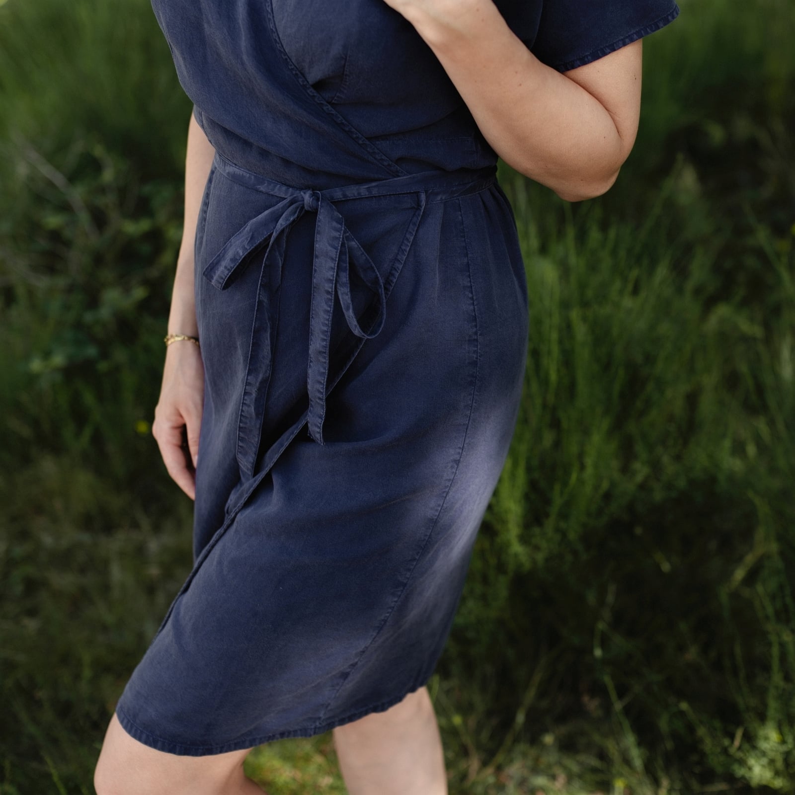Nordlicht Tilda Wickelkleid blau aus Tencel