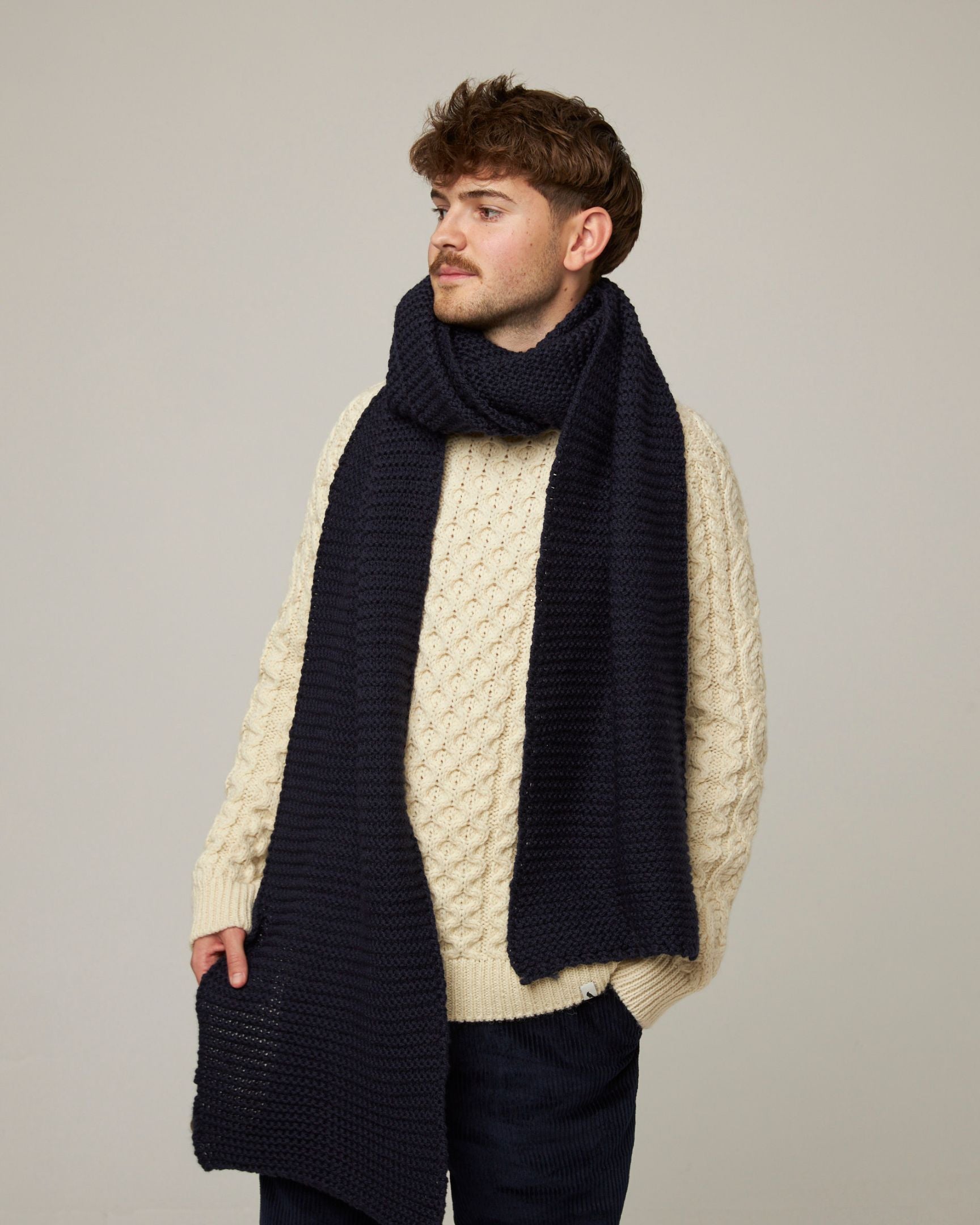 Peregrine Oversized Schal Ecru Merinowolle 285cm
