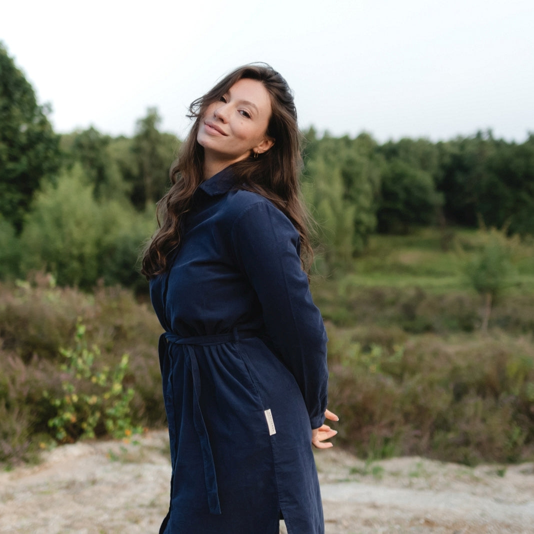 NORDLICHT Enna Cord Kleid Blau Bio-Baumwolle