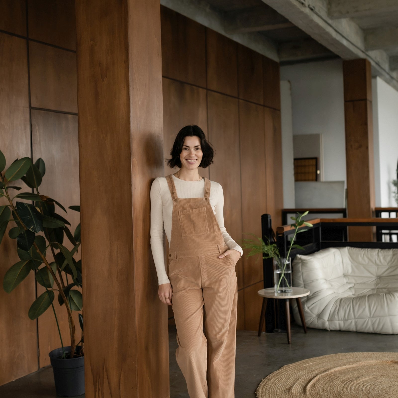 Nordlicht Liv Cord Latzhose Damen Hellbraun Bio-Baumwolle