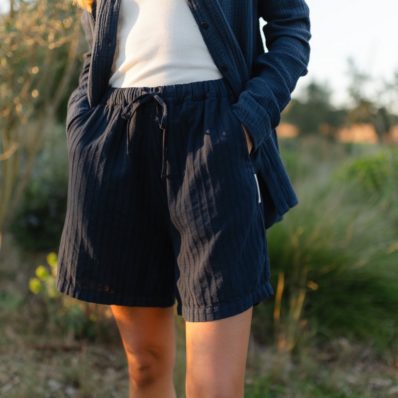 NORDLICHT Tinja Shorts blau Streifen Musselin