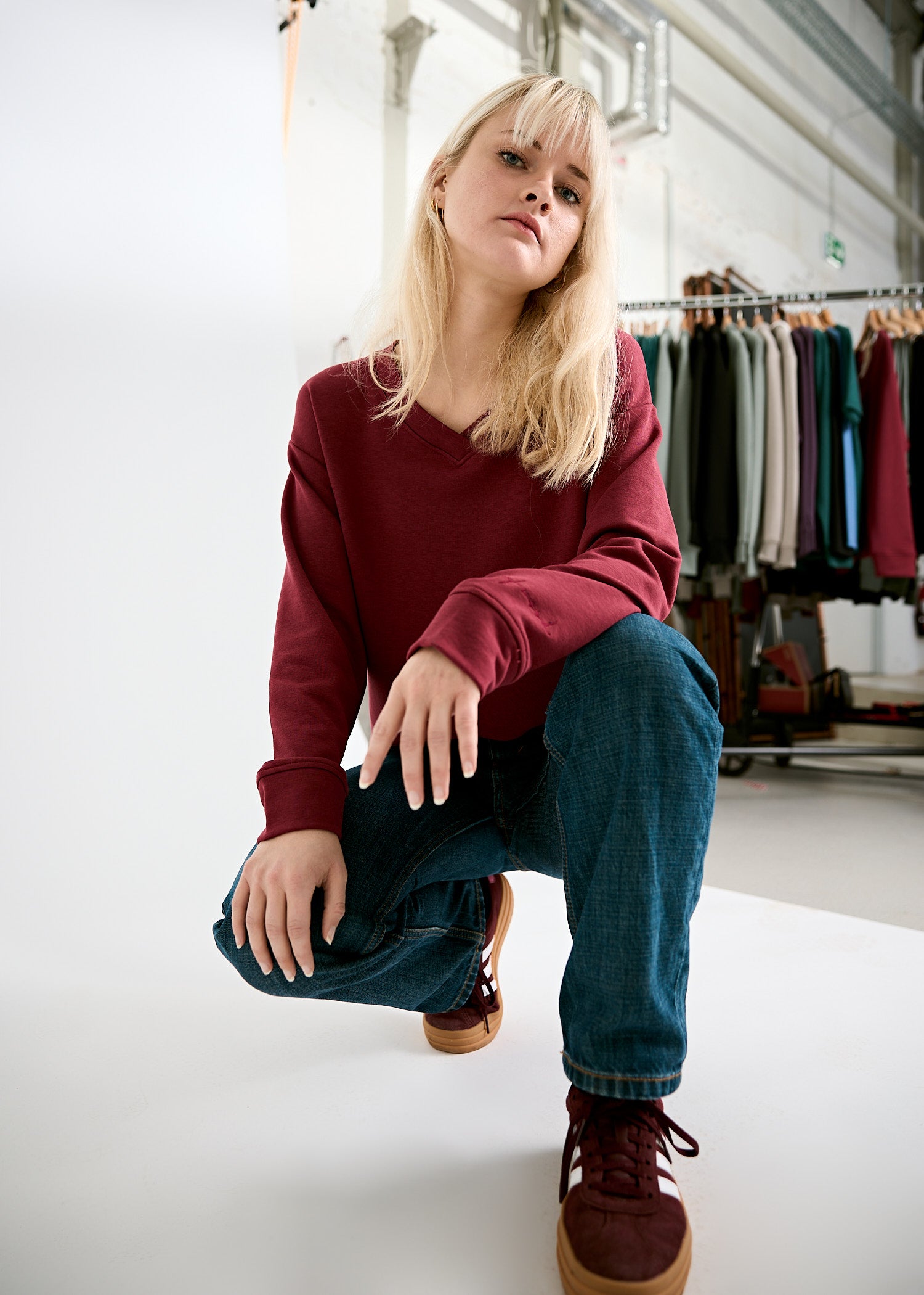 Wijld Ada Tibetan Red Damen Sweater V-Ausschnitt