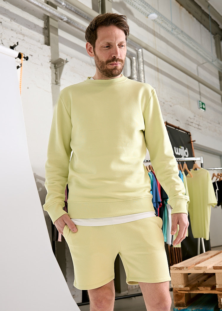 Wijld Joseph Sweat Shorts Herren Shadow Lime Lyocell